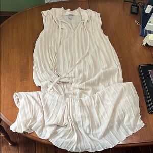 Elegant Pleated Cream Dress H & M